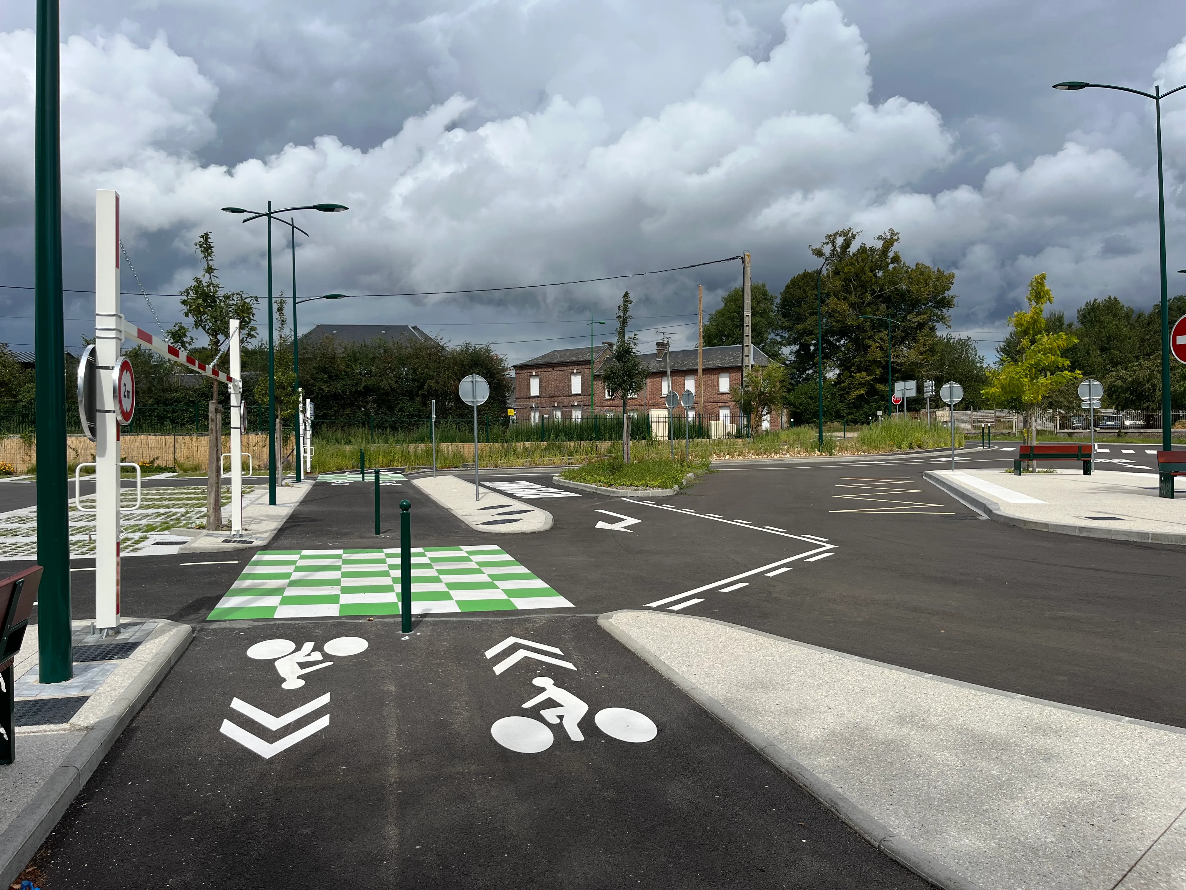 Stationnement et p&ocirc;les d'&eacute;changes